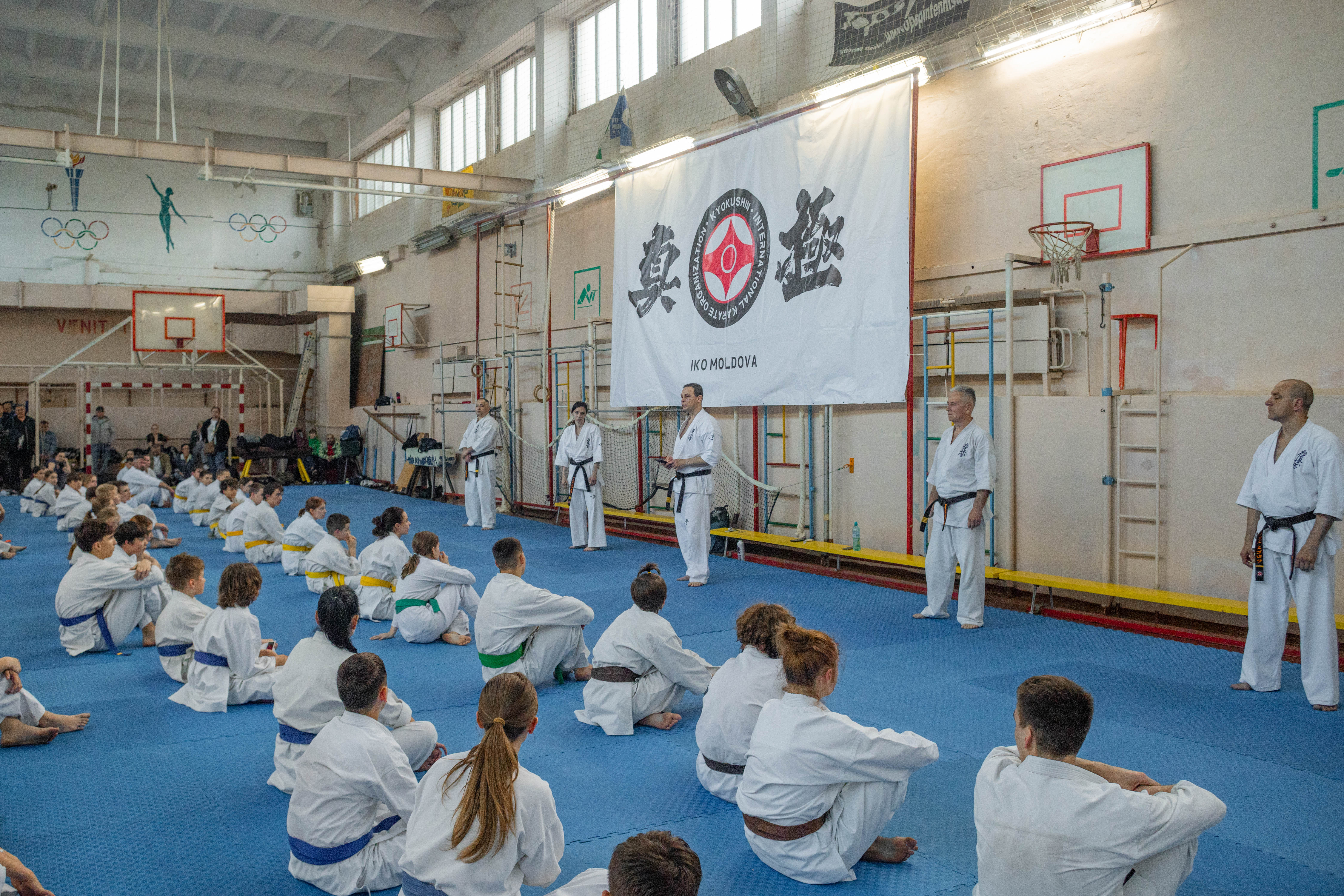 Displayed event picture